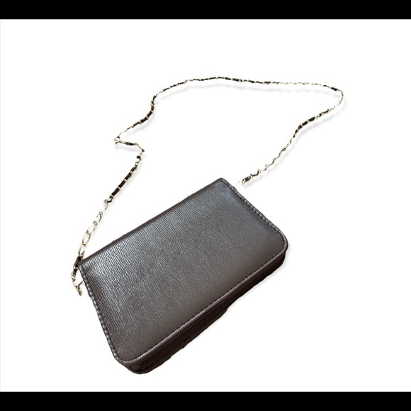 BEBE
Fabiola Saffiano Crossbody - Picture 2 of 4